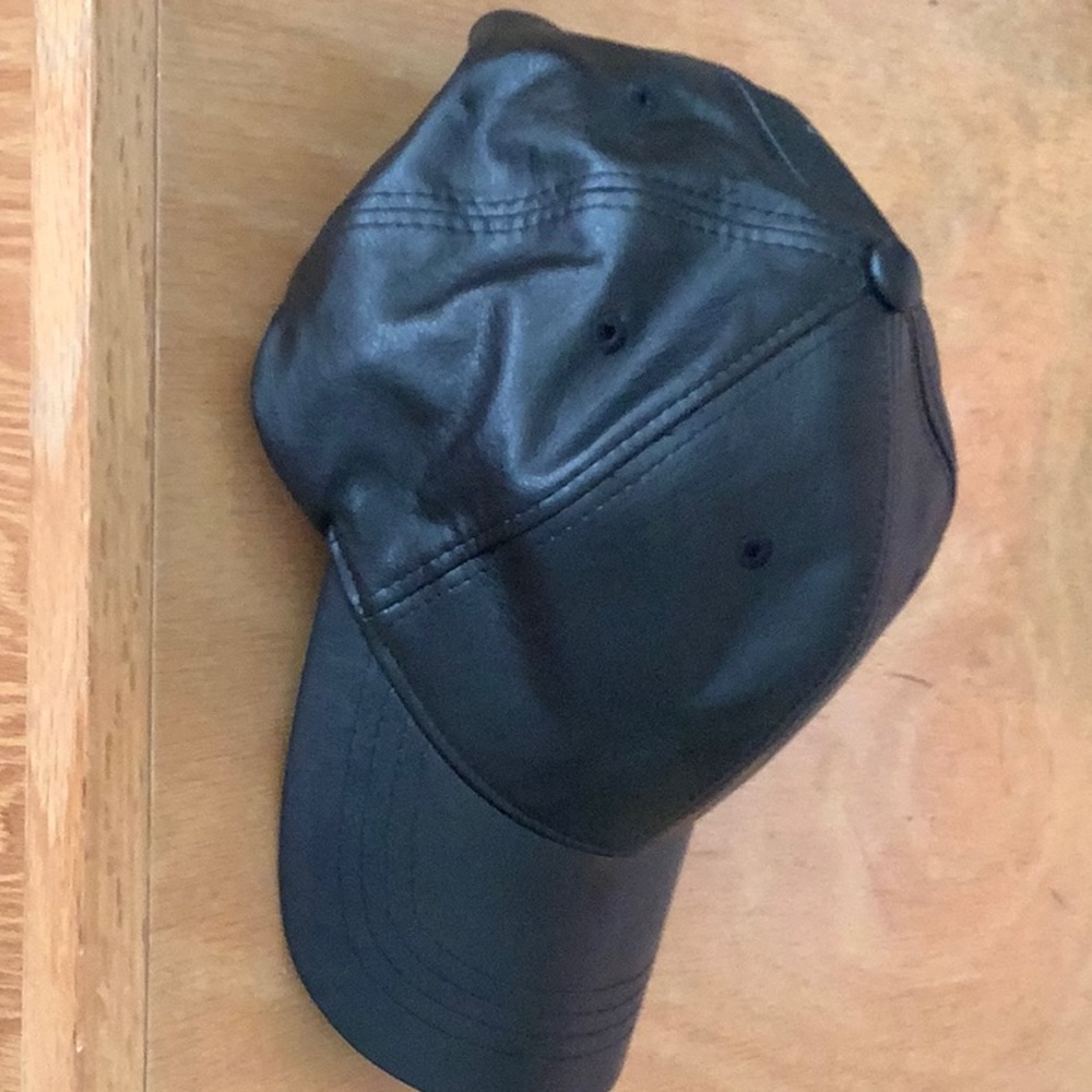 Fraud leather hat